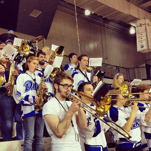 Image post by @dubulldogs on Instagram