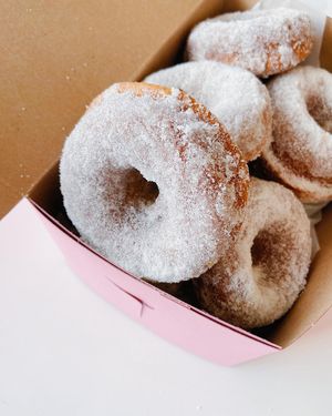 Image post by @goldenrodpastries on Instagram