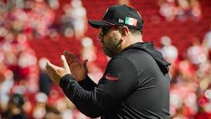 Video post by @49ers on YouTube