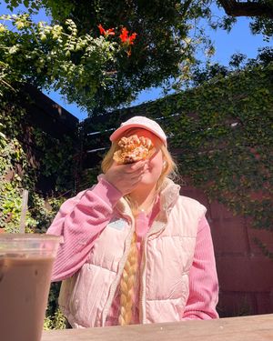 Image post by @snugzmeow on Instagram