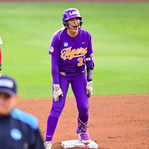 Image post by @lsusoftball on Instagram