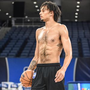 Image post by @derecklively on Instagram