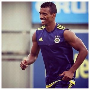Image post by @luisnani on Instagram