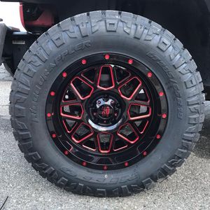 Image post by @tricktrucks1 on Instagram