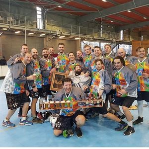 Image post by @washeduplaxbros on Instagram