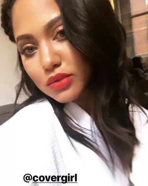 Image post by @ayeshacurry on Instagram