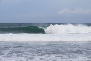 Image post by @wsl.qs on Instagram