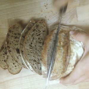 Image post by @communityloaves on Instagram