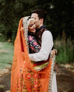 Image post by @thismodernlovephoto on Instagram