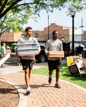 Image post by @demondeacons on Instagram