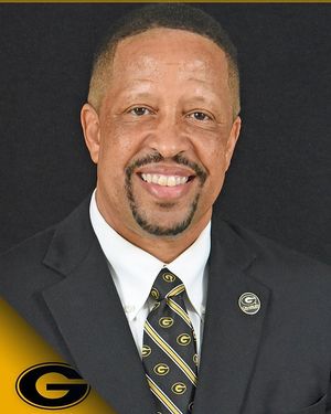 Image post by @gramblingathletics on Instagram