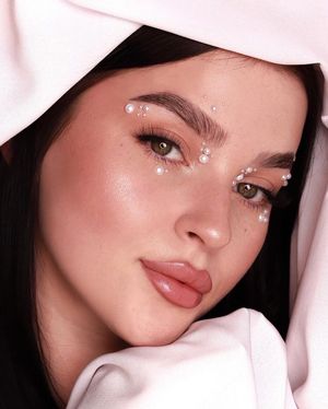 Image post by @fentybeauty on Instagram