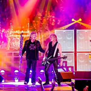 Image post by @defleppard on Instagram