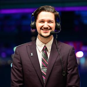 Image post by @everett_silvertips on Instagram