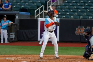 Image post by @MIKEdUpSports on Twitter