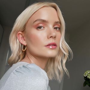 Image post by @fentybeauty on Instagram