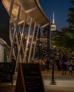 Image post by @empirestatebldg on Twitter