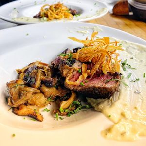 Image post by @tailorandcook on Instagram