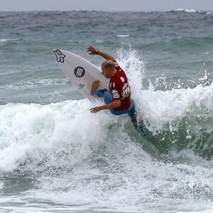 Image post by @wsl.qs on Instagram