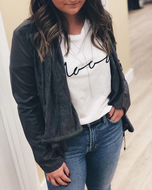Image post by @shopoutoftown on Instagram