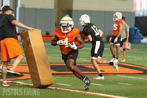 Image post by @pistolsguys on Twitter