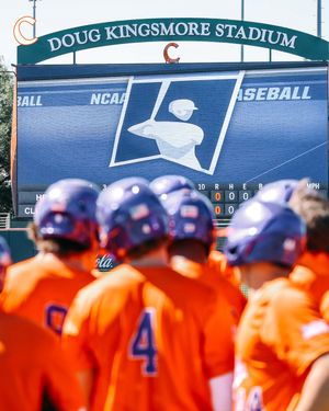 Image post by @ClemsonBaseball on Twitter