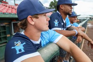 Image post by @neknockouts on Instagram