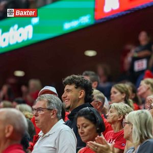Image post by @HailVarsity on Twitter