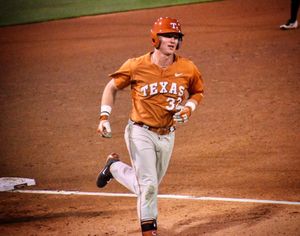 Image post by @texasbaseball on Instagram