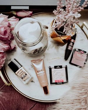 Image post by @byohlola on Instagram