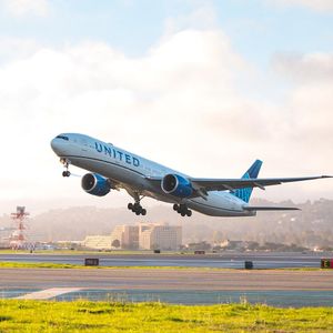 Image post by @united on Instagram