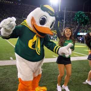 Image post by @oregoncheer on Instagram