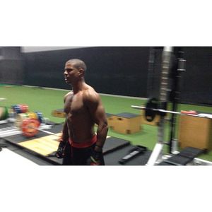 Image post by @les7spellman on Instagram
