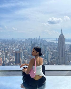 Image post by @thecleopatralee on Instagram