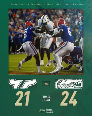 Image post by @usffootball on Twitter