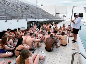 Image post by @oaklandswimdive on Instagram