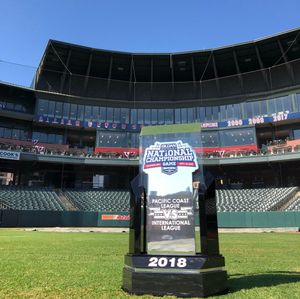 Image post by @memphisredbirds on Instagram