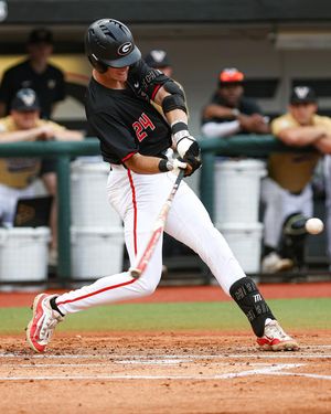 Image post by @baseballuga on Instagram