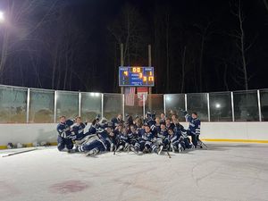 Image post by @pennstateharrisburghockey on Instagram