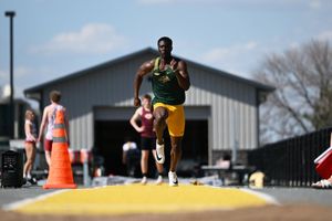 Image post by @NDSUTrackField on Twitter