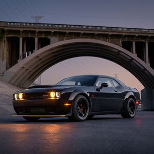 Image post by @omaze on Instagram