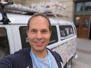 Image post by @oolalife on Instagram