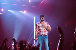 Image post by @lukebryan on Instagram