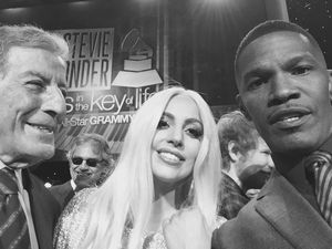 Image post by @iamjamiefoxx on Twitter
