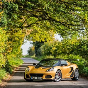 Image post by @lotuscars on Instagram