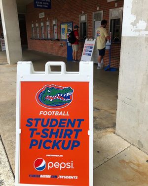 Image post by @gatorsstudents on Instagram