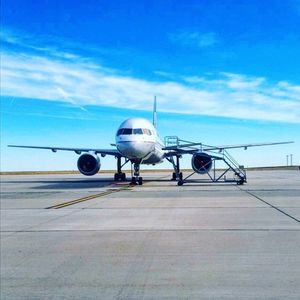 Image post by @united on Instagram