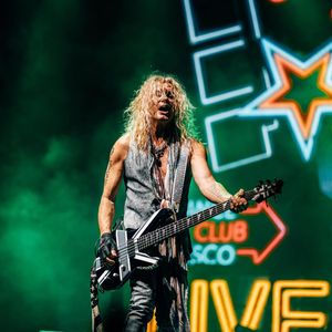 Image post by @defleppard on Instagram