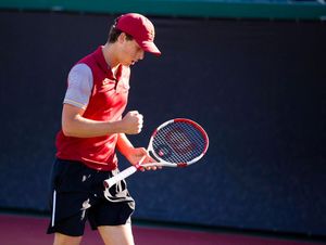 Image post by @uscmenstennis on Instagram