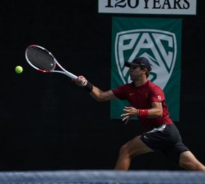 Image post by @uscmenstennis on Instagram